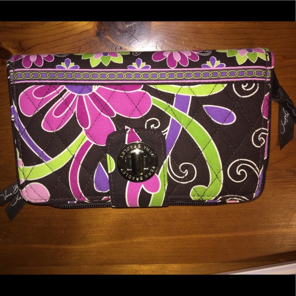 Vera Bradley Handbags - Vera Bradley Wallet